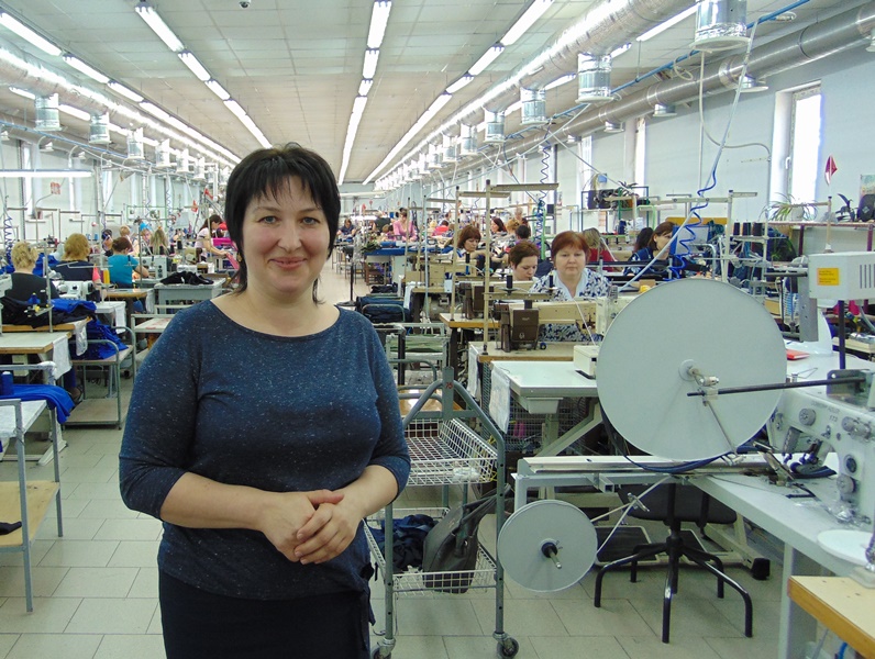 Работа в борисове свежие вакансии для женщин. Швейная фабрика Сухиничи. Швейная фабрика Магнифай. Швейная фабрика Сухиничи магазин.